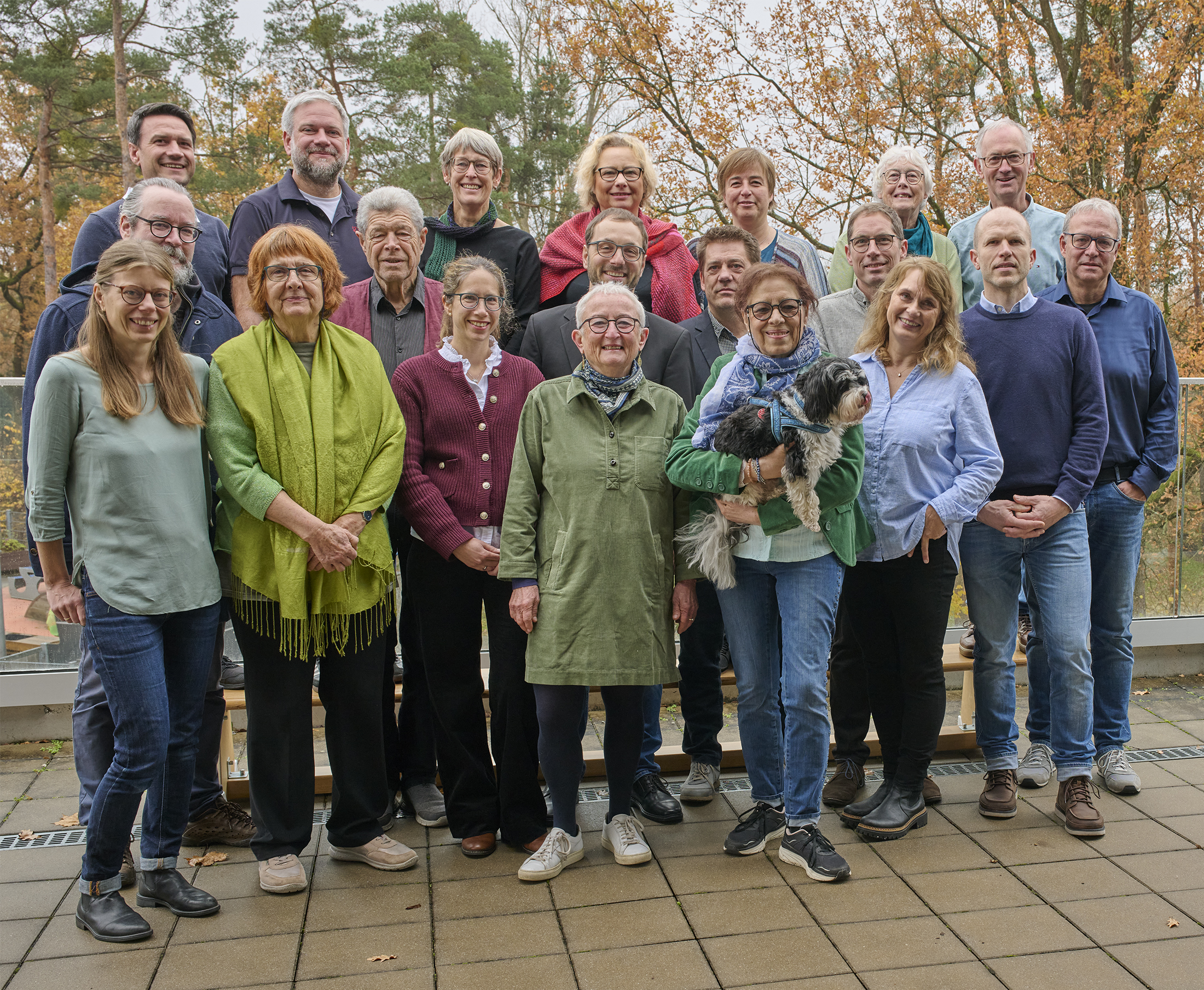 Foto des OV Schwaig mit 20 Personen, davon 10 weiblich gelesen
