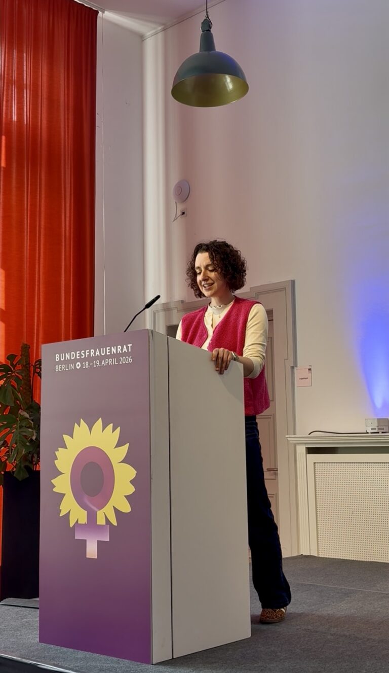 Zwei Tage Worte und Taten von und für Frauen – Bericht vom 1. Ordentlichen Bundesfrauenrat 2026 in Berlin